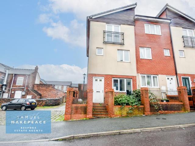 House for sale in Joiner's Square, Hanley