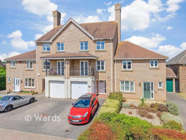 House for sale in Brompton, Gillingham