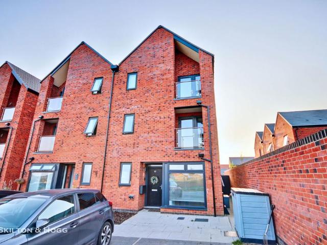 House for sale in Middlemore, Daventry