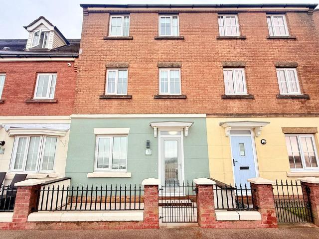 House for sale in Sandfields East, Aberavon