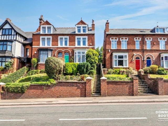 House for sale in The Chuckery, West Midlands