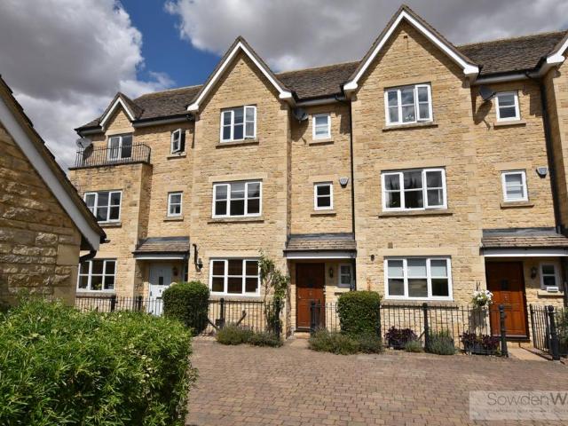 House for sale in Baron St Martin, Barholm