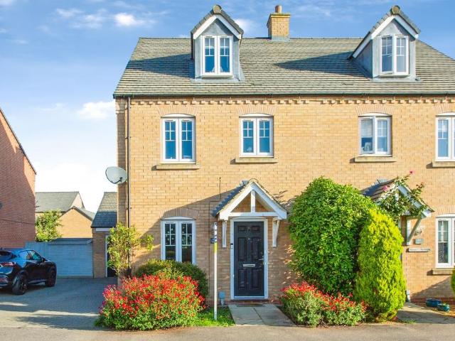 House for sale in Raunds