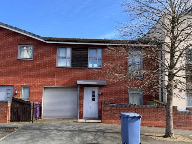 House for sale in Kensington, Calderstones