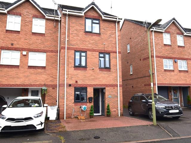 House for sale in Market Drayton, Shropshire