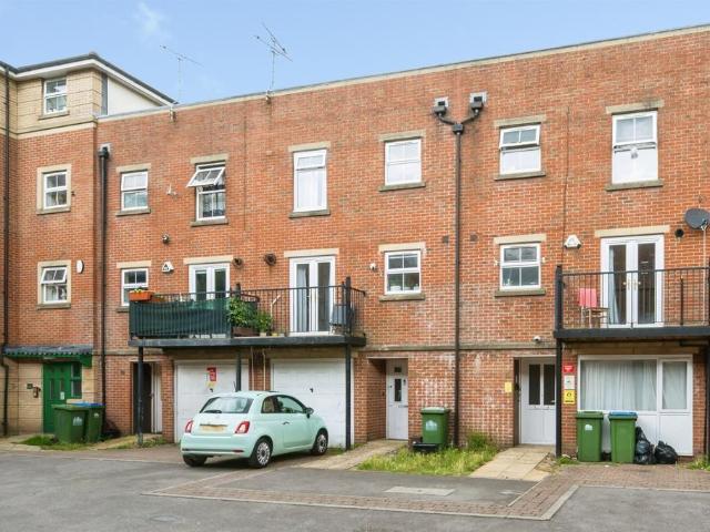 House for sale in St Mary's, City Of Southampton