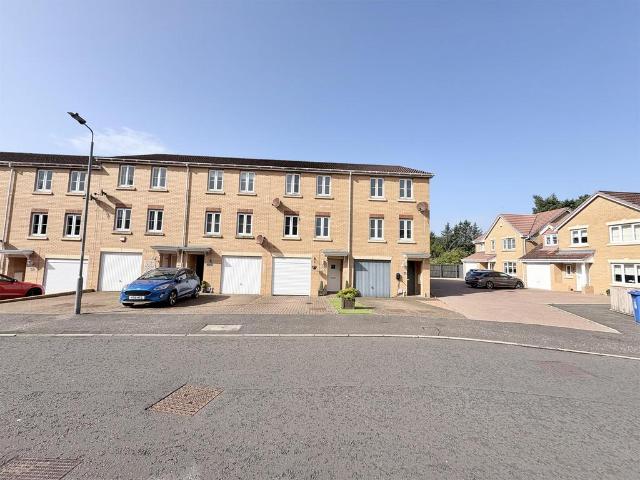 House for sale in Kilwinning, Scotland