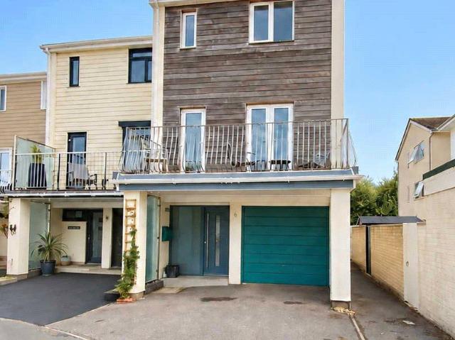 House for sale in Stanpit, Christchurch