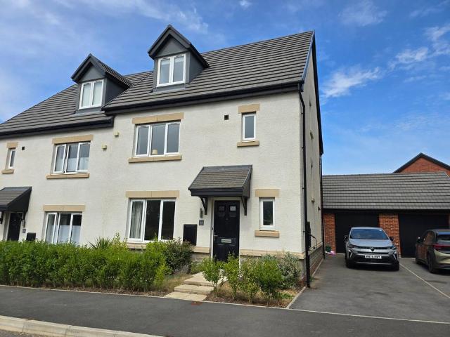 House for sale in Penllergaer, Wales