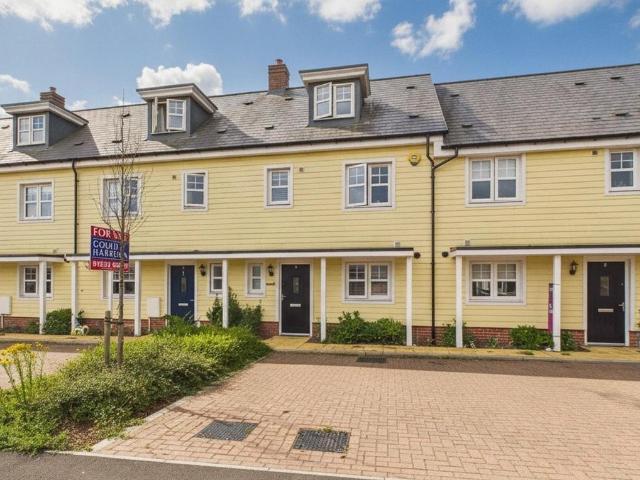House for sale in Cheeseman's Green, Bridgefield
