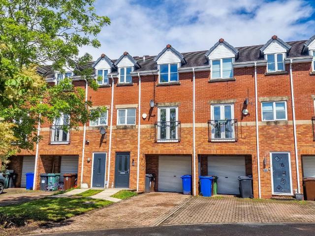 House for sale in Brandlesholme, Bury