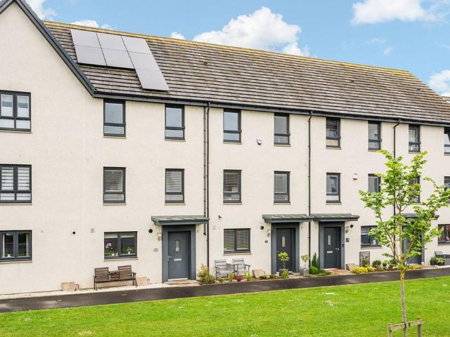 House for sale in South Gyle, Scotland
