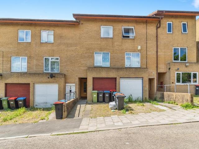 House for sale in Milton Keynes