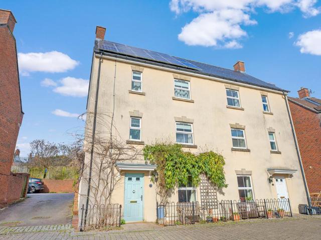 House for sale in Selsley, School House
