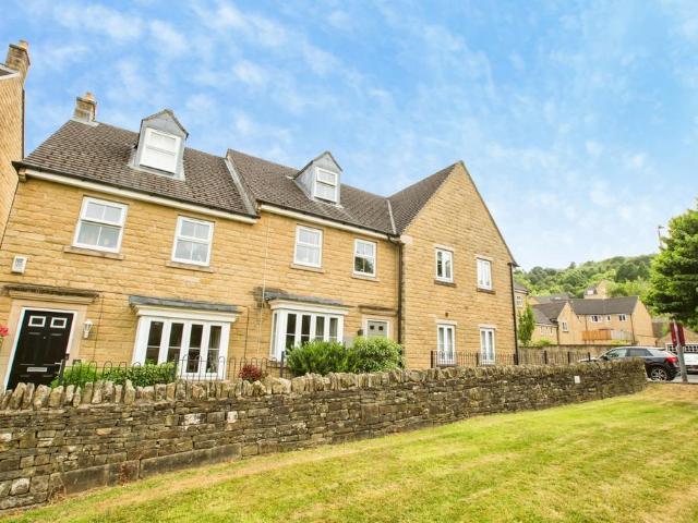 House for sale in Fountainhead, West Yorkshire