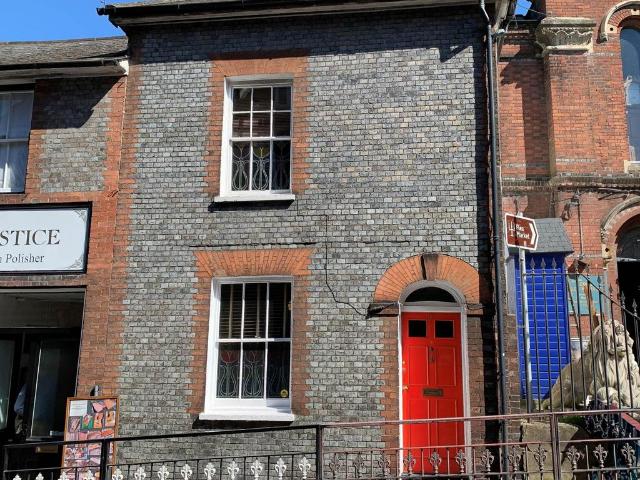 House for sale in Lewes, Iford