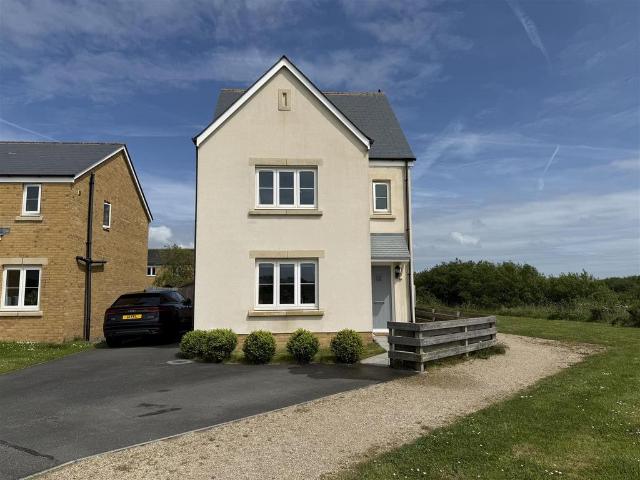 House for sale in Llanelli, Wales