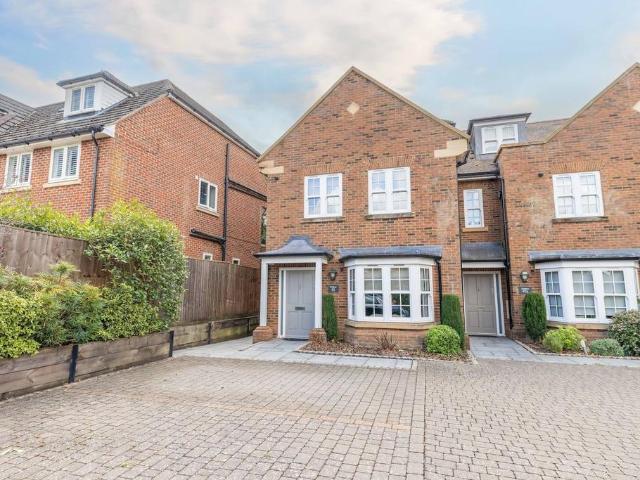 House for sale in Beaconsfield and Chepping Wye Community Board, Beaconsfield