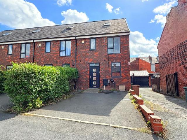 House for sale in Burnedge, Greater Manchester