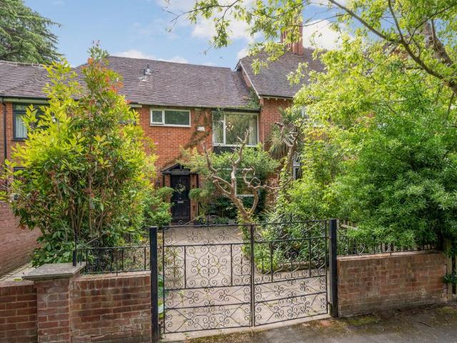 House for sale in Whiteley Village, Blackhills
