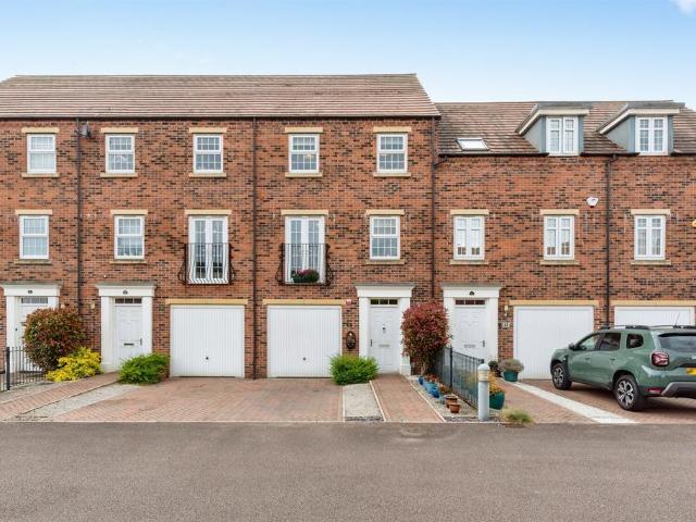 House for sale in Alverton, East Midlands