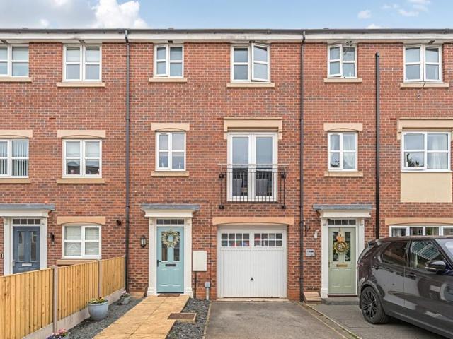 House for sale in Ermine West, Brayford