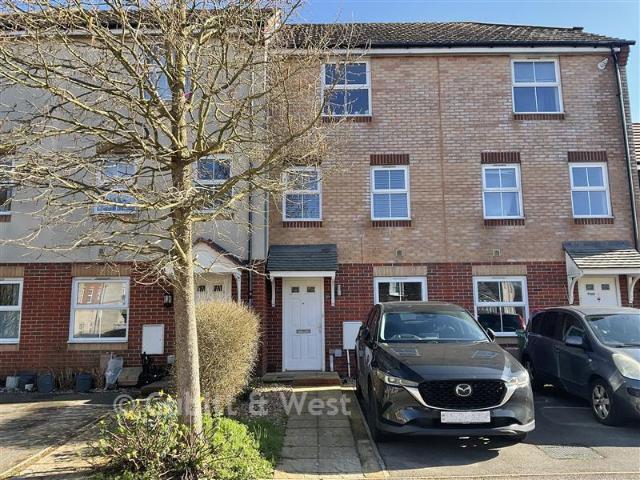 House for sale in Baffins, City Of Portsmouth