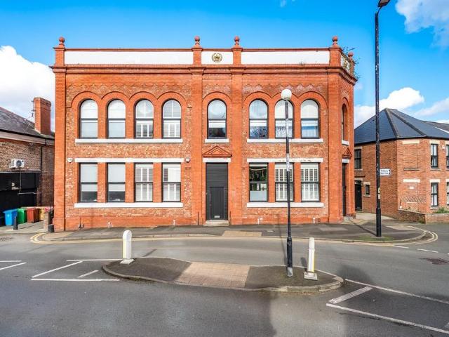 House for sale in Georgia, Greater Manchester