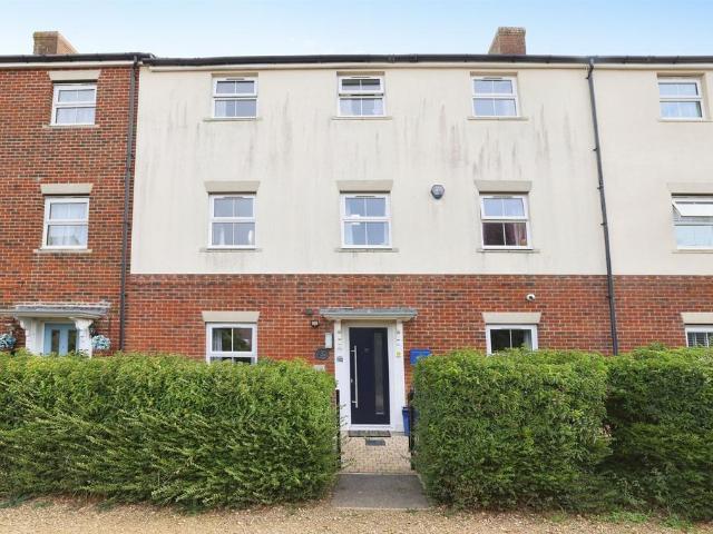 House for sale in Amesbury