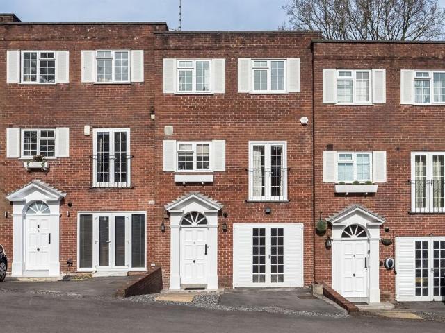House for sale in Prestbury