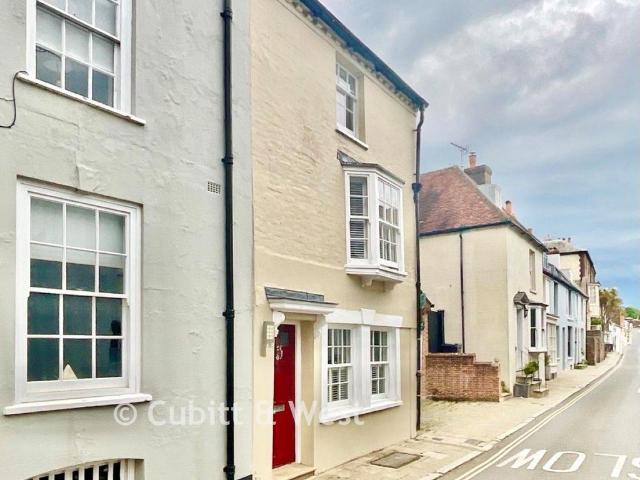 House for sale in Arundel, Clapham