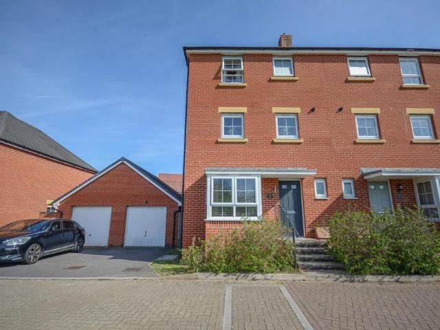 House for sale in Emersons Green, South Gloucestershire