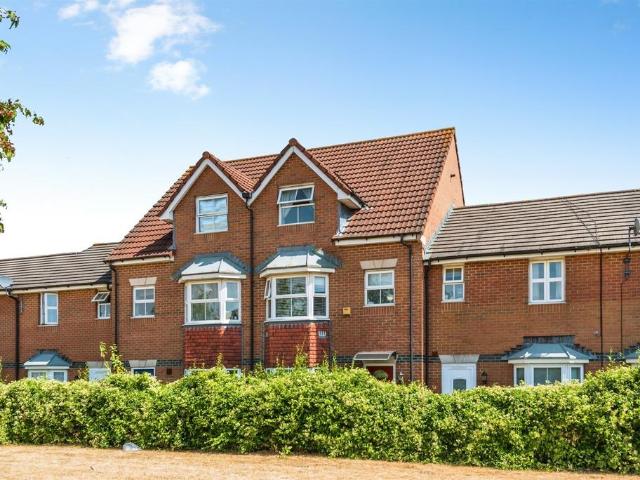House for sale in Churchward, Rodbourne