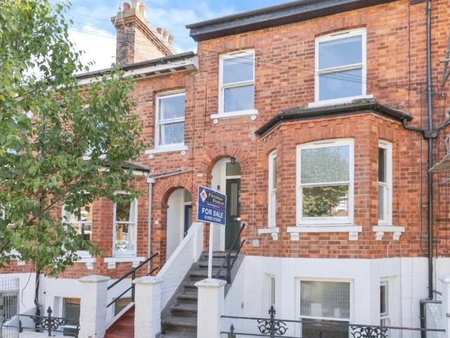 House for sale in Royal Wells Park, Tunbridge Wells