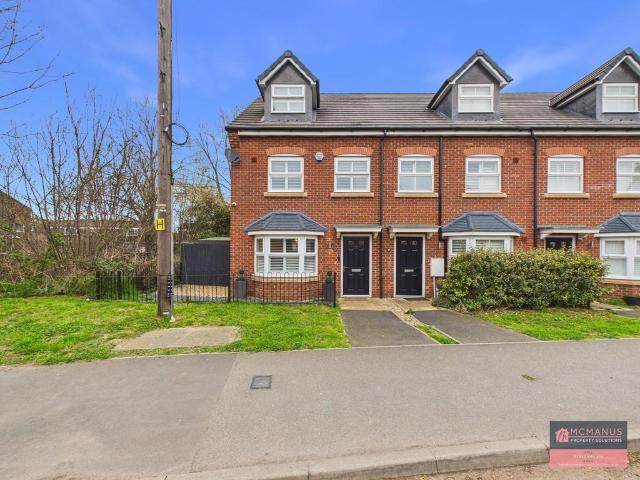 House for sale in Fishers Green, Shephall