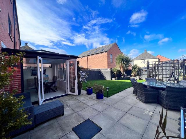 House for sale in Ledston, West Yorkshire