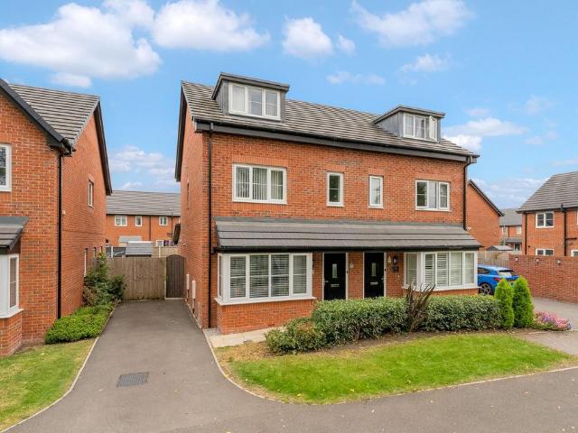 House for sale in Westleigh, Wigan