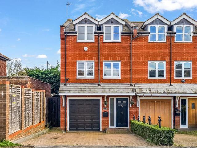 House for sale in Fretherne, Hertfordshire