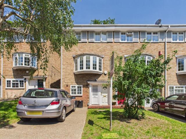 House for sale in Shortlands, Greater London