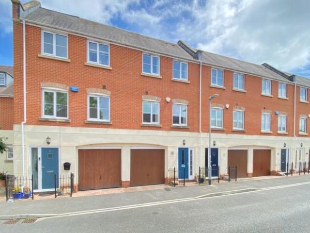 House for sale in Milborne Port, Sherborne