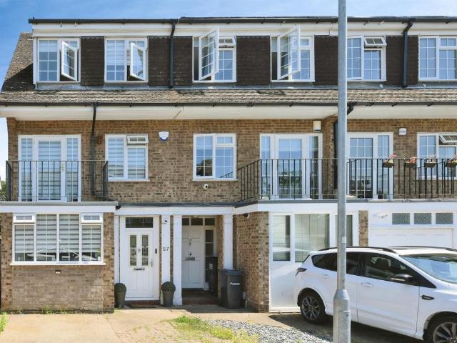 House for sale in Broxbourne, Hertfordshire