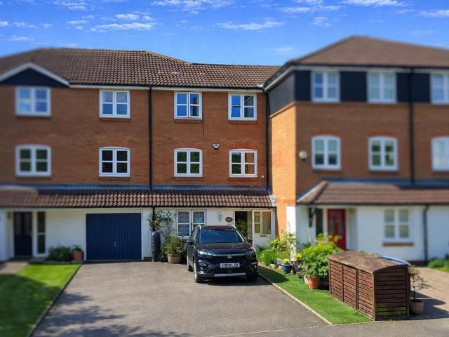 House for sale in Pouchen End, Hertfordshire
