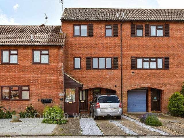 House for sale in Rustington, Clapham