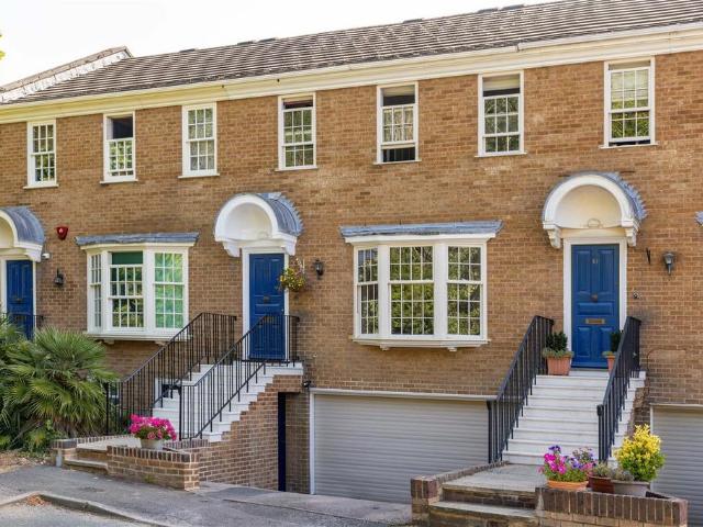 House for sale in Red Hill, Surrey