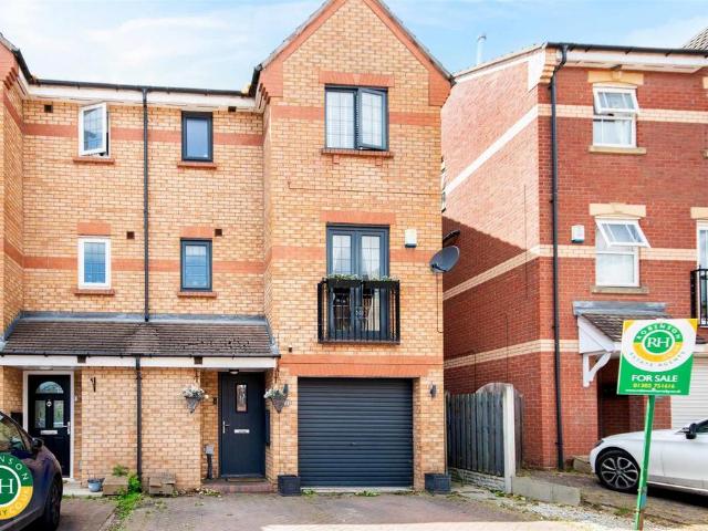 House for sale in Alverley, South Yorkshire