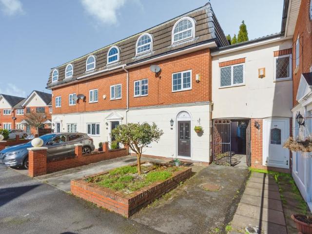 House for sale in Denton, Tameside