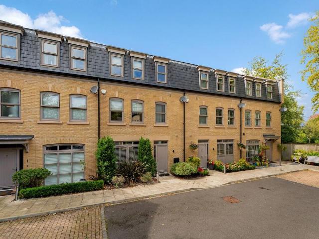 House for sale in Alderley Edge, Cheshire East