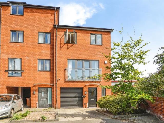 House for sale in Hunslet, West Yorkshire