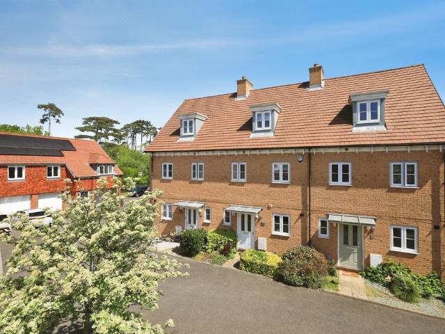 House for sale in Polegate, Cross In Hand