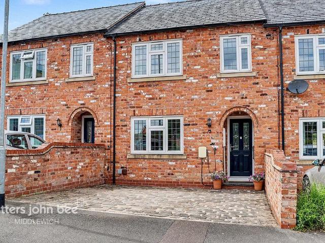 House for sale in Middlewich